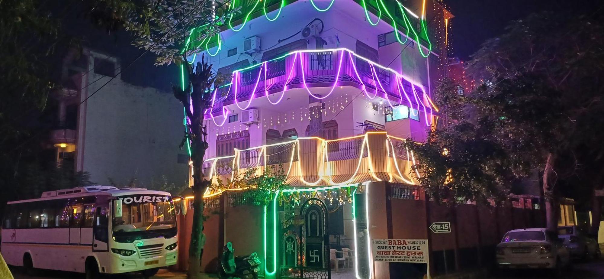 Baba Paying Guest House Varanasi Esterno foto